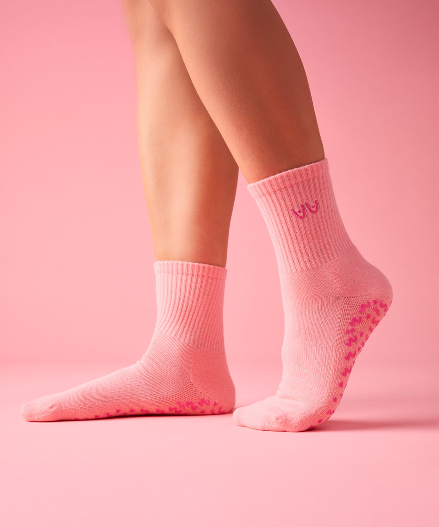 Crew Non Slip Grip Socks - Power in Pairs Pink