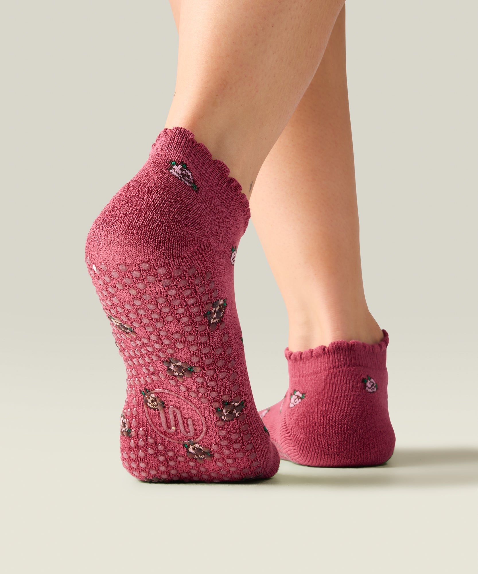 Classic Low Rise Grip Socks - Wild Rose Berry