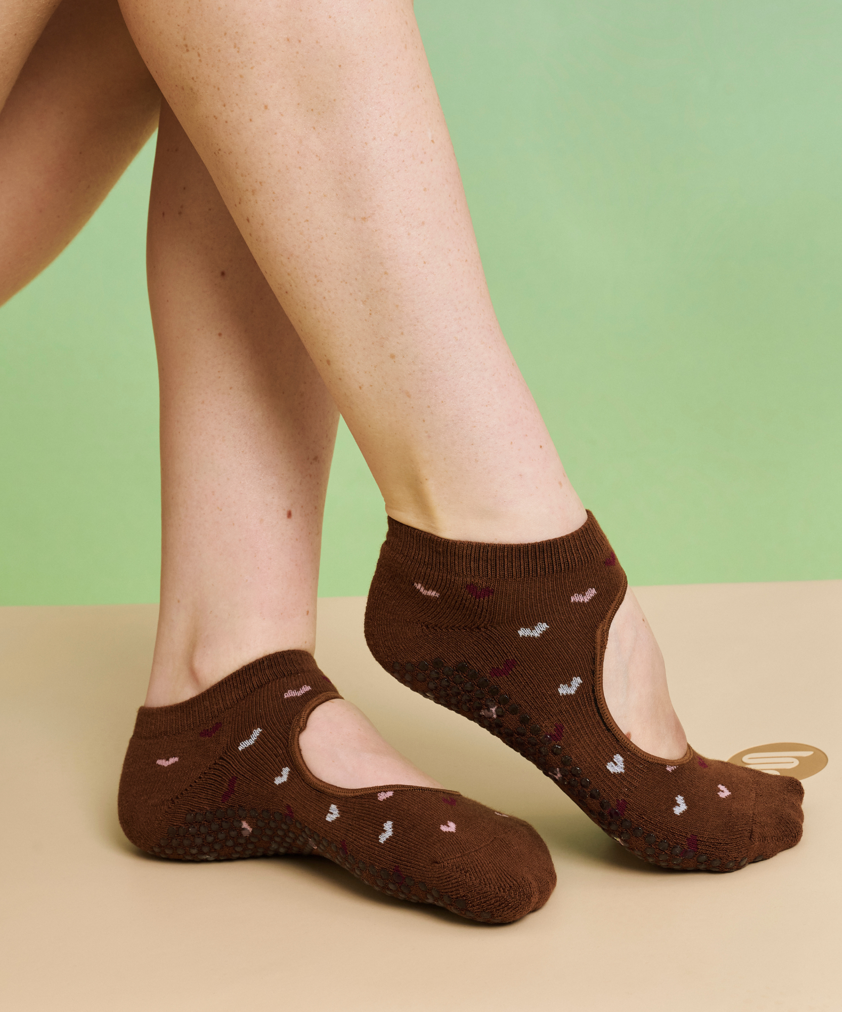 Slide On Non Slip Grip Socks - Hearts Aflutter Brown