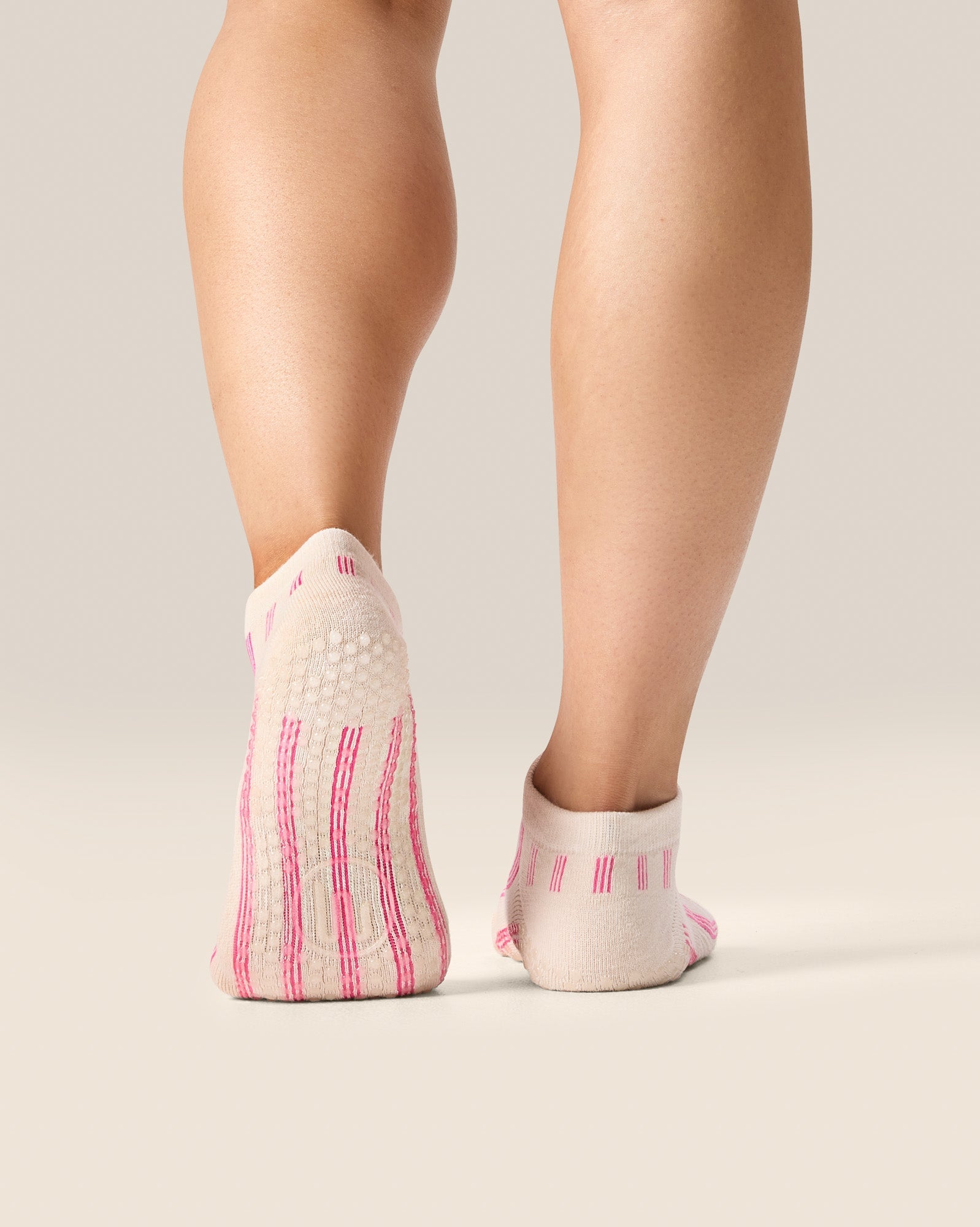 Classic Low Rise Grip Socks - Rosa Carnival